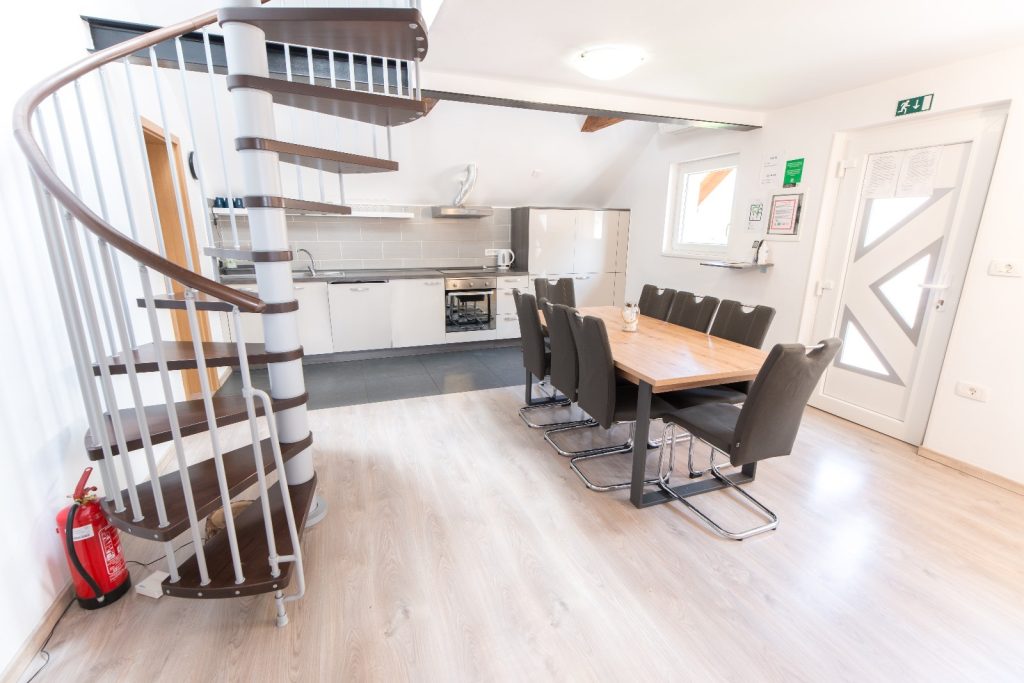 aquatours-bovec-three-bedroom-apartment-rental4